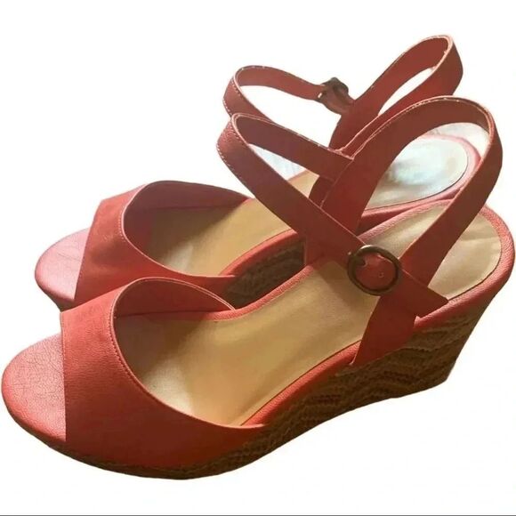 🌸Mudd Platform Red Open Toe Sandals Size 9.5🌸 - Picture 6 of 7